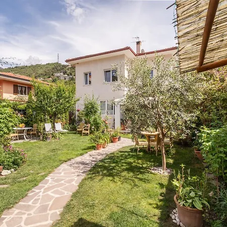 Nina's Torbole Sul Garda